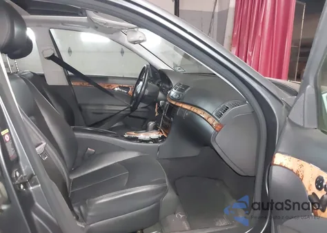 2006 Mercedes-Benz E 350 4Matic z USA, uszkodzony, nr VIN WDBUF87J86X195292